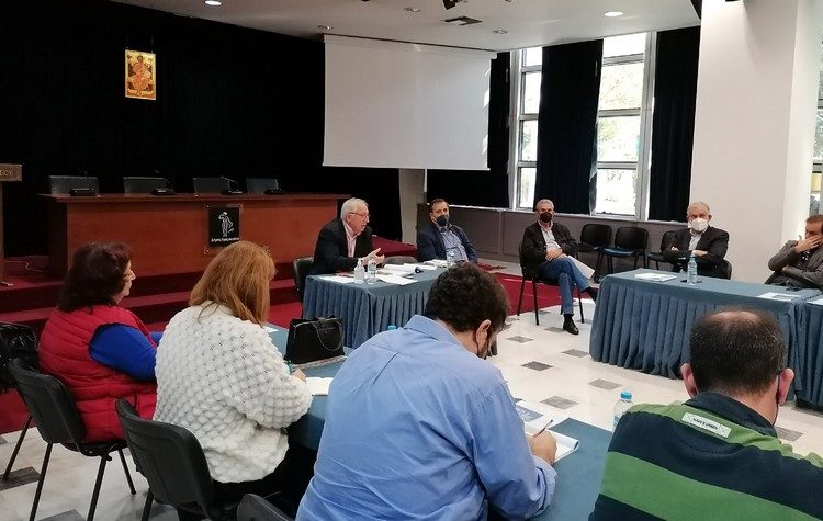 Θ. Αμπατζόγλου: «Υπό εξέταση το κυκλοφοριακό στα Ανάβρυτα και η μεταστέγαση του 6ου Λυκείου»