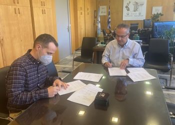 «Έπεσαν» οι υπογραφές για μελέτη δύο νέων σχολείων στου Παπάγου