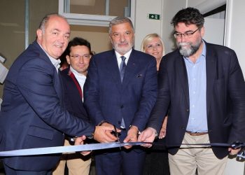 Εγκαίνια με υψηλές παρουσίες: «Ένα αποφασιστικό βήμα στον τομέα της υγείας»