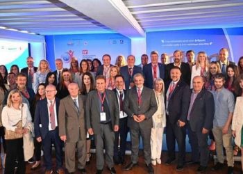 Βραβεύθηκε ο Δήμος Ωρωπού για τη λειτουργία του ΚΕΠ Υγείας