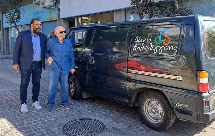 Προσφορά στο Κοινωνικό Παντοπωλείο Αμαρουσίου από μαθητές της Ελληνοαγγλικής Σχολής