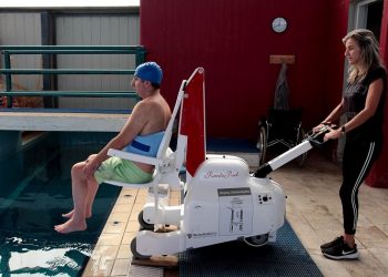 Συνεχίζει τα προγράμματα κολύμβησης για ΑμεΑ ο Δήμος