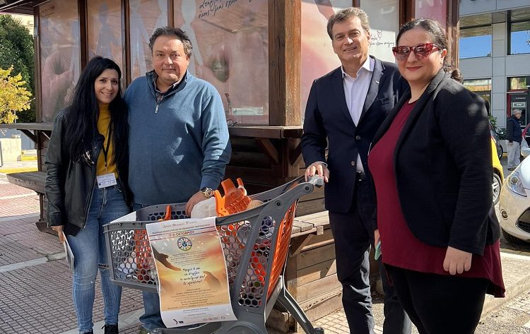 Οι πολίτες στήριξαν το Κοινωνικό Παντοπωλείο