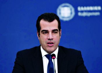 Ανεμβολίαστοι υγειονομικοί: Τέλος στα σενάρια