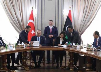 Λιβύη – Τουρκία: Συμφωνία για έρευνες και γεωτρήσεις σε θάλασσα και ξηρά