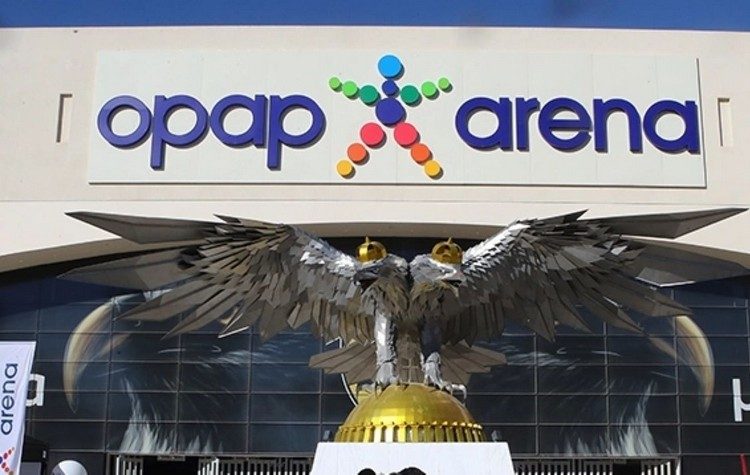 Στην αρένα παιδιά, στην αρένα…