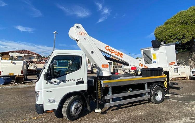 Υπερσύγχρονο καλαθοφόρο όχημα απέκτησε ο Δήμος