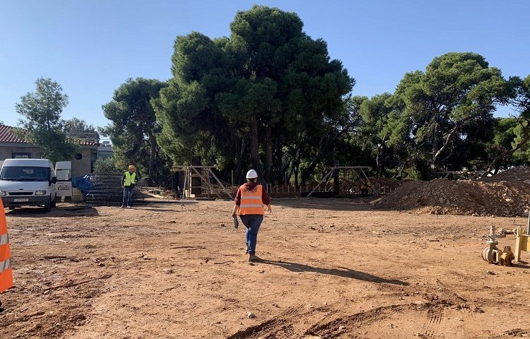 «Με ταχύτατους ρυθμούς οι εργασίες κατασκευής νέου δημοτικού και νηπιαγωγείου στο Ηλιακό Χωριό»