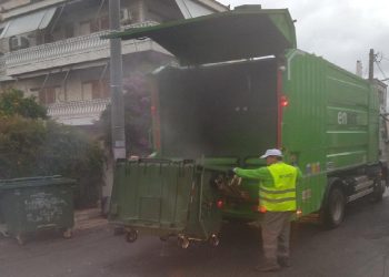 Πλύσεις κάδων σε όλη την έκταση του Δήμου