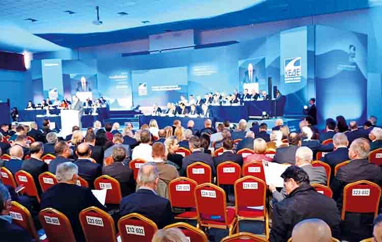 Με «κράχτη» τις αποζημιώσεις