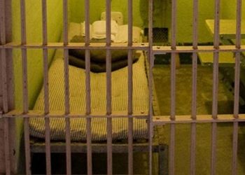 Στη φυλακή ένας 39χρονος κι ένας 35χρονος για την υπόθεση βιασμού της 12χρονης