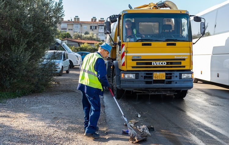 Κυριακάτικη… καθαριότητα