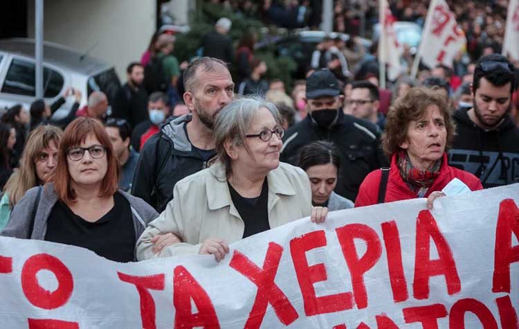 Δ. Κουτσούμπας: «Να ορθωθεί τείχος προστασίας των λαϊκών κατοικιών»