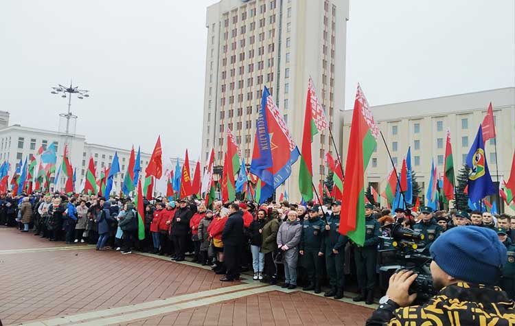 Ορόσημο στην ιστορία της ανθρωπότητας ο μεγάλος Οκτώβρης του 1917