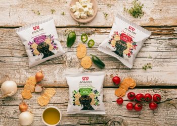 Η ΔΩΔΩΝΗ συστήνει τα νέα Τραγανά Σνακ Φέτας