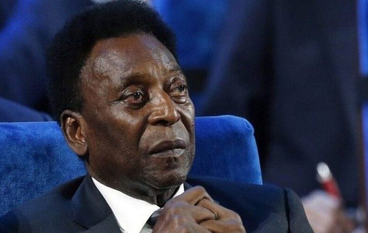 Έφυγε από τη ζωή ο θρυλικός «μάγος» της μπάλας Πελέ