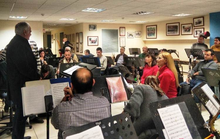 Συνάντηση του Π. Σκουρλέτη με μέλη της Φιλαρμονικής Ορχήστρας του Δήμου