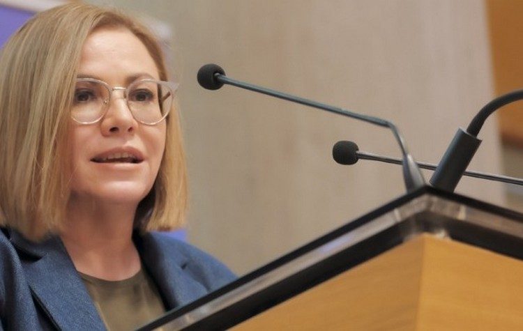 Αναστέλλεται η ιδιότητα του μέλους της ΝΔ της Μαρίας Σπυράκη