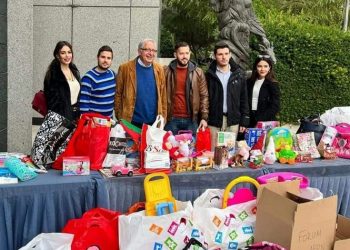 Χριστουγεννιάτικα δώρα για τα παιδιά της πόλης συγκέντρωσαν οι Μαρουσιώτες