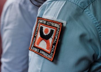 Π. Σκουρλέτης: «Το Συγγρού χάνει τον δασικό του χαρακτήρα»  - Γ. Αμυράς: «Οι καθαρισμοί βαίνουν καλώς»