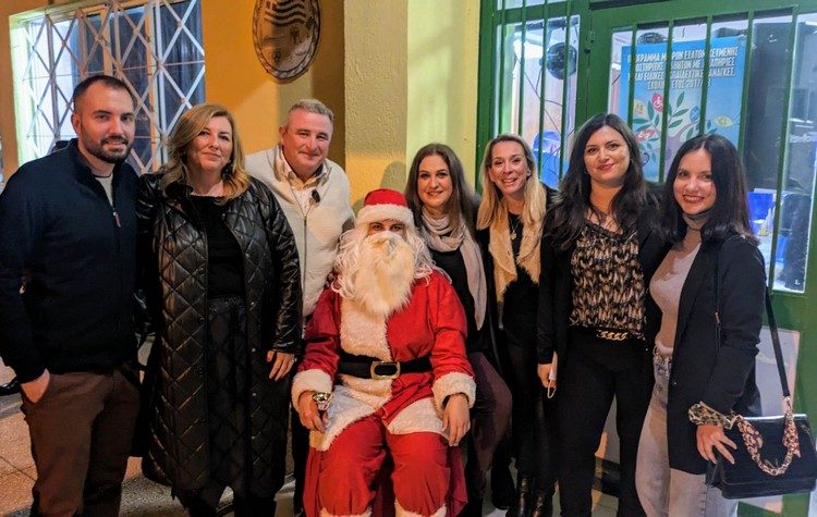 Μεγάλη συμμετοχή μικρών και μεγάλων στις γιορτές των ΚΔΑΠ του Δήμου