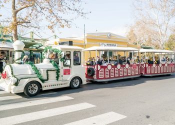 Δήμος Κηφισιάς: Γιορταστικές… βόλτες με το τρένο στην πόλη