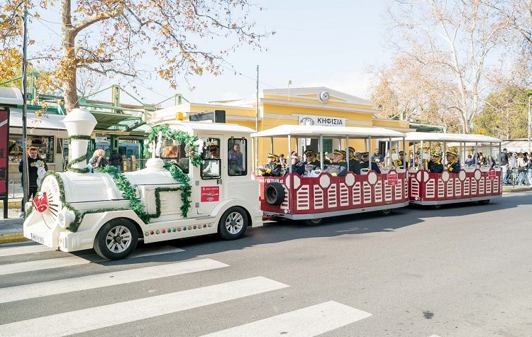 Δήμος Κηφισιάς: Γιορταστικές… βόλτες με το τρένο στην πόλη