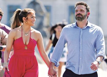 Jennifer Lopez: «Αφιερωμένο εξαιρετικά»