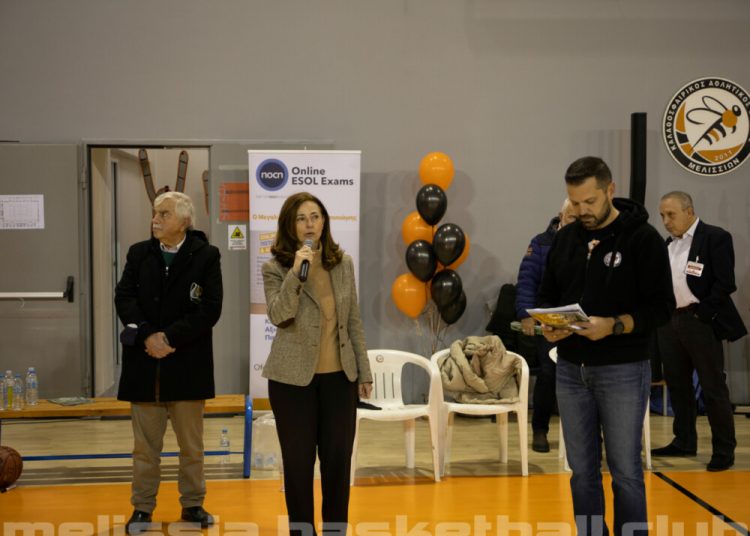 Μια τεράστια «αγκαλιά» άνοιξαν ΚΑΟ Μελισσίων και Βετεράνοι αθλητές στο κλειστό των Μελισσίων