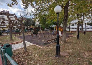 #Ενωμένο Μαρούσι: «Λουκέτο Αμπατζόγλου στις παιδικές χαρές και στον Δήμο!»