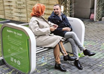 Τα «Παγκάκια Συζήτησης» για την αντιμετώπιση της μοναξιάς