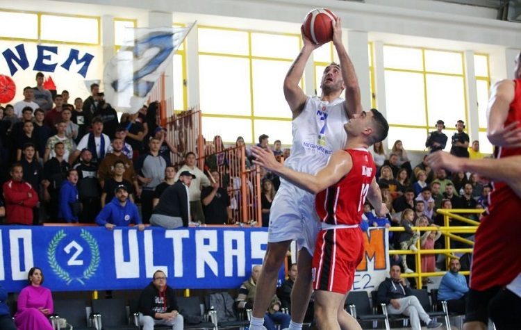 Elite League: «Στραβοπάτησε» ο Πανερυθραϊκός αλλά έμεινε στην κορυφή