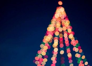 Φωταγώγηση Χριστουγεννιάτικου Δέντρου σε Λαύριο & Κερατέα το Σάββατοκύριακο