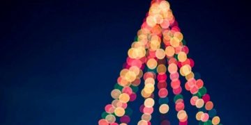 Φωταγώγηση Χριστουγεννιάτικου Δέντρου σε Λαύριο & Κερατέα το Σάββατοκύριακο