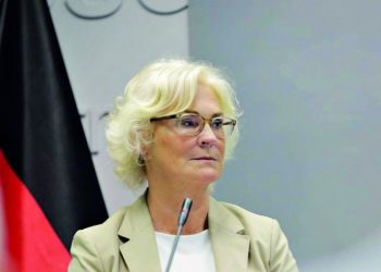 Στον δρόμο για τις κάλπες