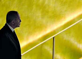 Στον δρόμο για τις κάλπες