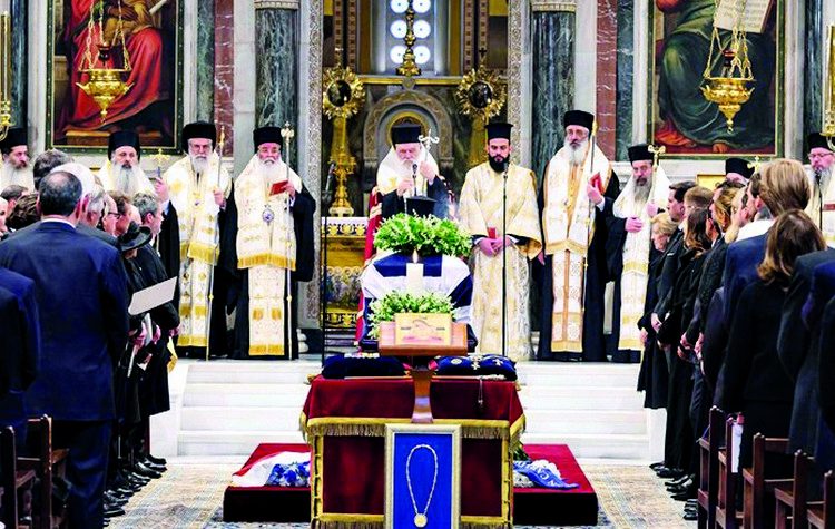 Στον δρόμο για τις κάλπες