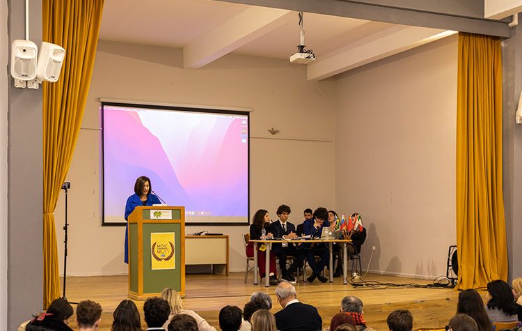 Έλαμψε το 1ο Γυμνάσιο Κηφισιάς με το 5ο Διεθνές Συνέδριο - Μοντέλο Ηνωμένων Εθνών