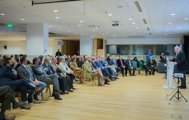 Γιορτή αγάπης για τους νέους φοιτητές και τις νέες φοιτήτριες του Δήμου