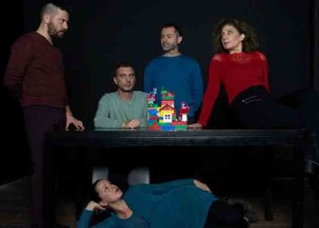 «Κόλπερτ» του David Gieselmann στο θέατρο NOŪS