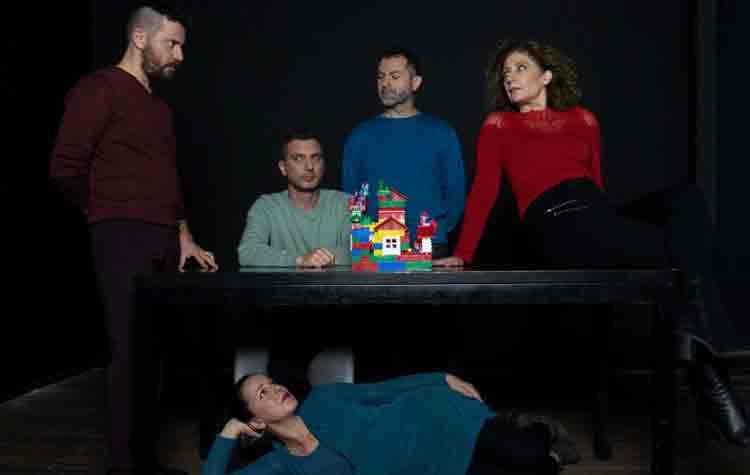 «Κόλπερτ» του David Gieselmann στο θέατρο NOŪS