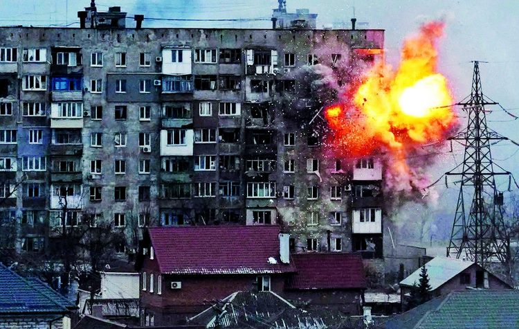 Στον δρόμο για τις κάλπες