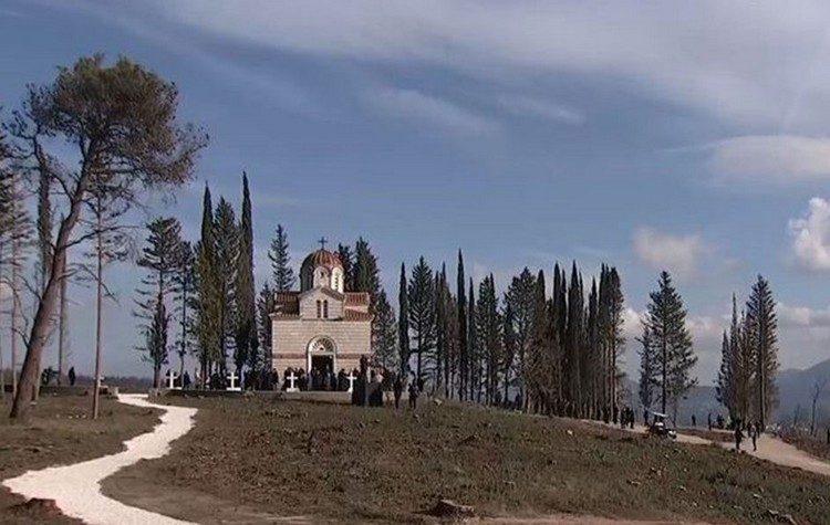 Ενταφιάστηκε στο Τατόι ο τέως βασιλιάς