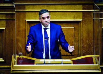 Νέα Δημοκρατία: Παραίτηση Χειμάρα, «γαλάζιος» πονοκέφαλος