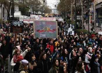 ΚΚΕ: «Ας μην τρέφουν αυταπάτες ότι θα καπηλευτούν τον αγώνα των καλλιτεχνών»
