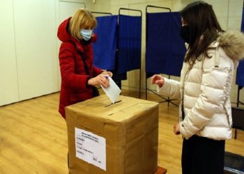 Κύπρος: Χριστοδουλίδης-Μαυρογάννης θα αναμετρηθούν στον β’ γύρο των προεδρικών εκλογών