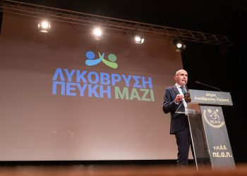 Γρηγόρης Λέων: «Θέλω και μπορώ να προσφέρω στην πόλη που ζω»