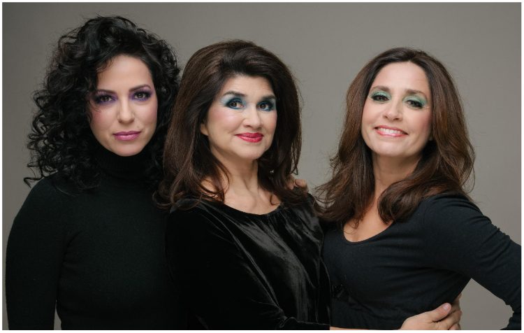 «Κάθε πέρσι και του χρόνου» του Άλαν Αίκμπορν από 24/2 στο Alhambra Art Theatre