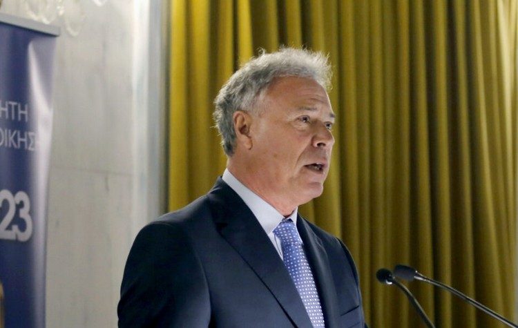 Γ. Σγουρός: «“Περιφερόμενος περιφερειάρχης” ο Γ. Πατούλης»