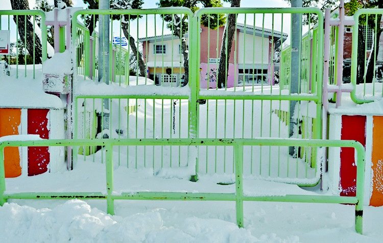 Κακοκαιρία «Μπάρμπαρα»: Το μη χείρον βέλτιστον, στη χιονισμένη βόρεια Αττική